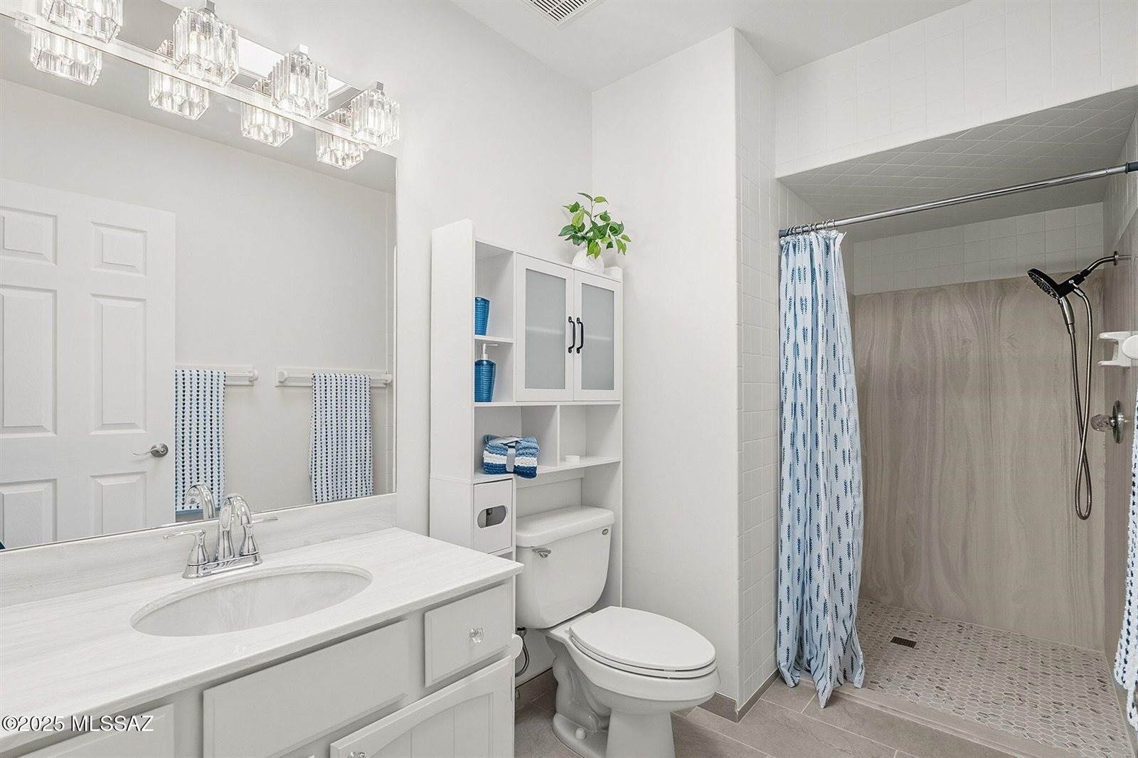 9070 East Palms Park Drive, Tucson, AZ 85715