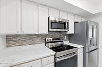 9070 East Palms Park Drive, Tucson, AZ 85715