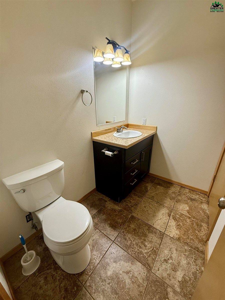 2175 Chateau Court, North Pole, AK 99705