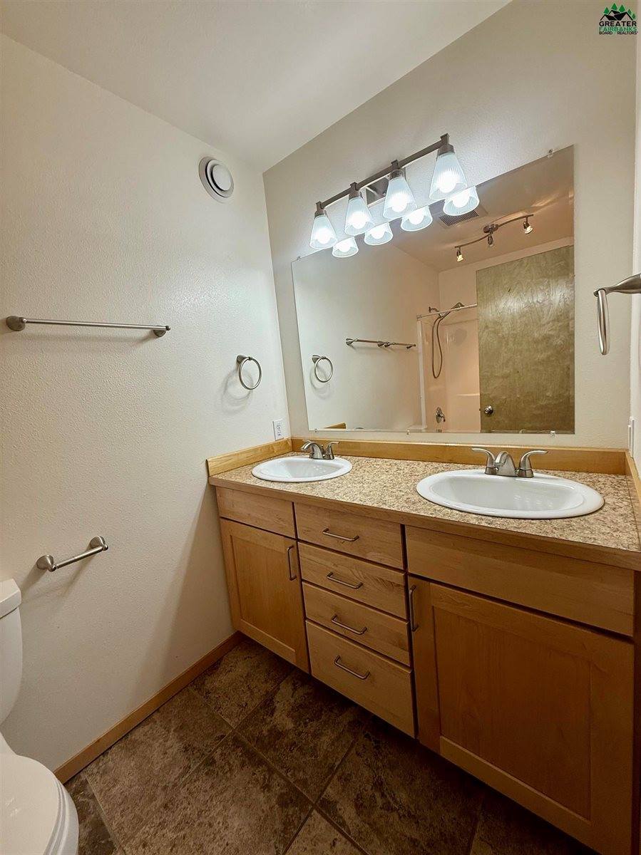 2175 Chateau Court, North Pole, AK 99705