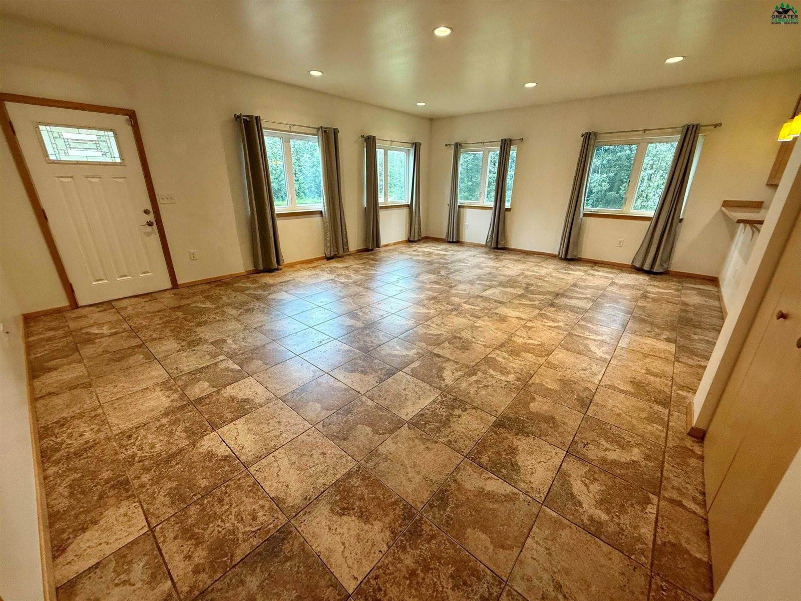 2175 Chateau Court, North Pole, AK 99705