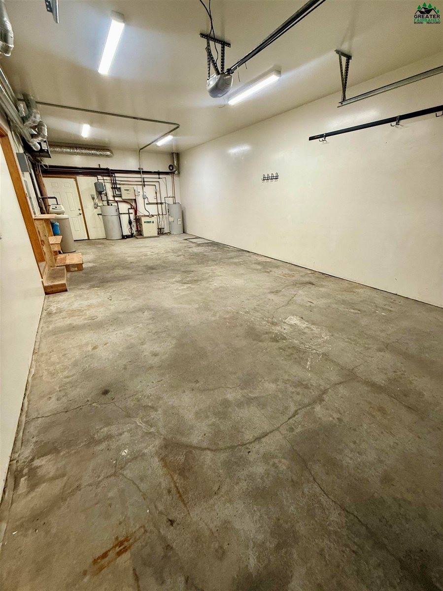 2175 Chateau Court, North Pole, AK 99705