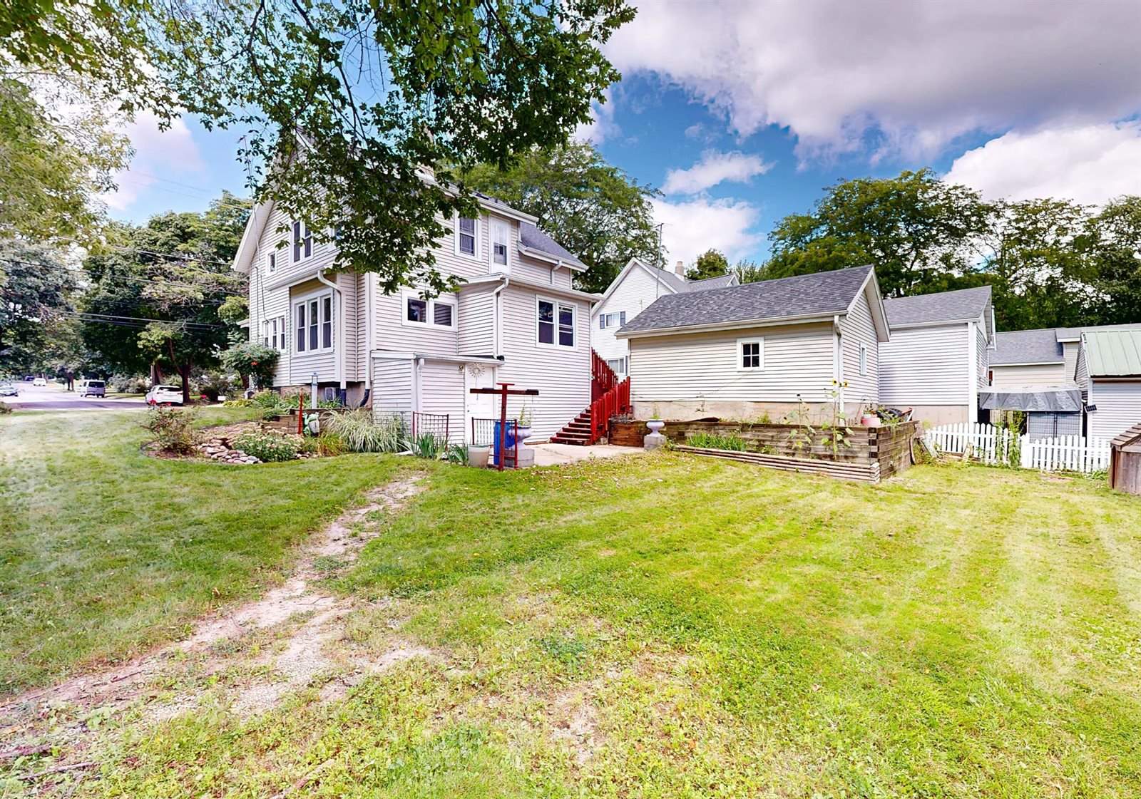 738 North Main St, Fort Atkinson, WI 53538