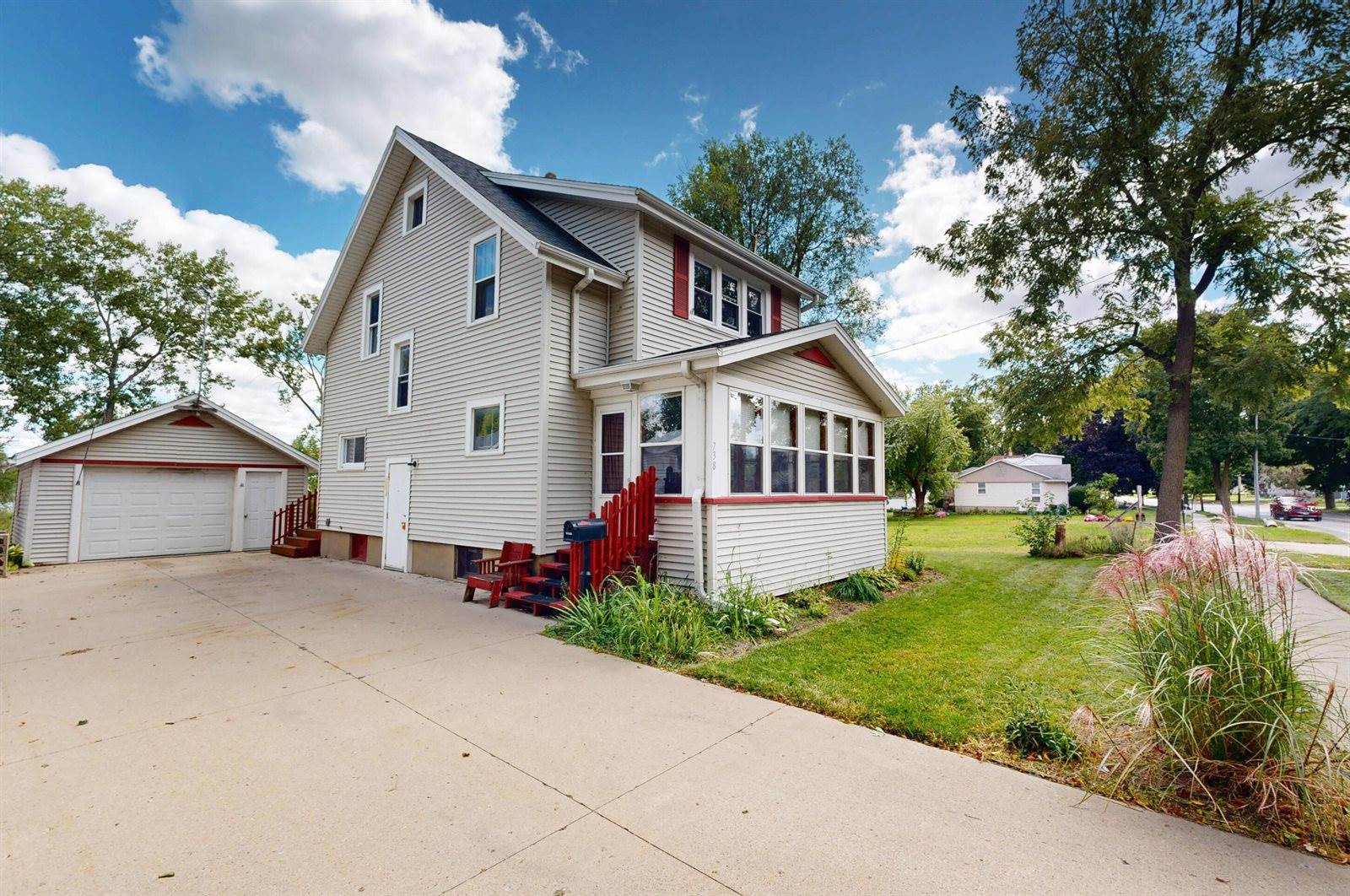 738 North Main St, Fort Atkinson, WI 53538