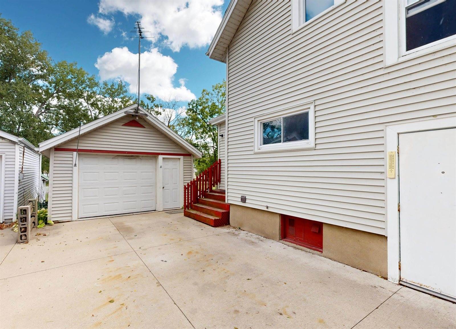 738 North Main St, Fort Atkinson, WI 53538