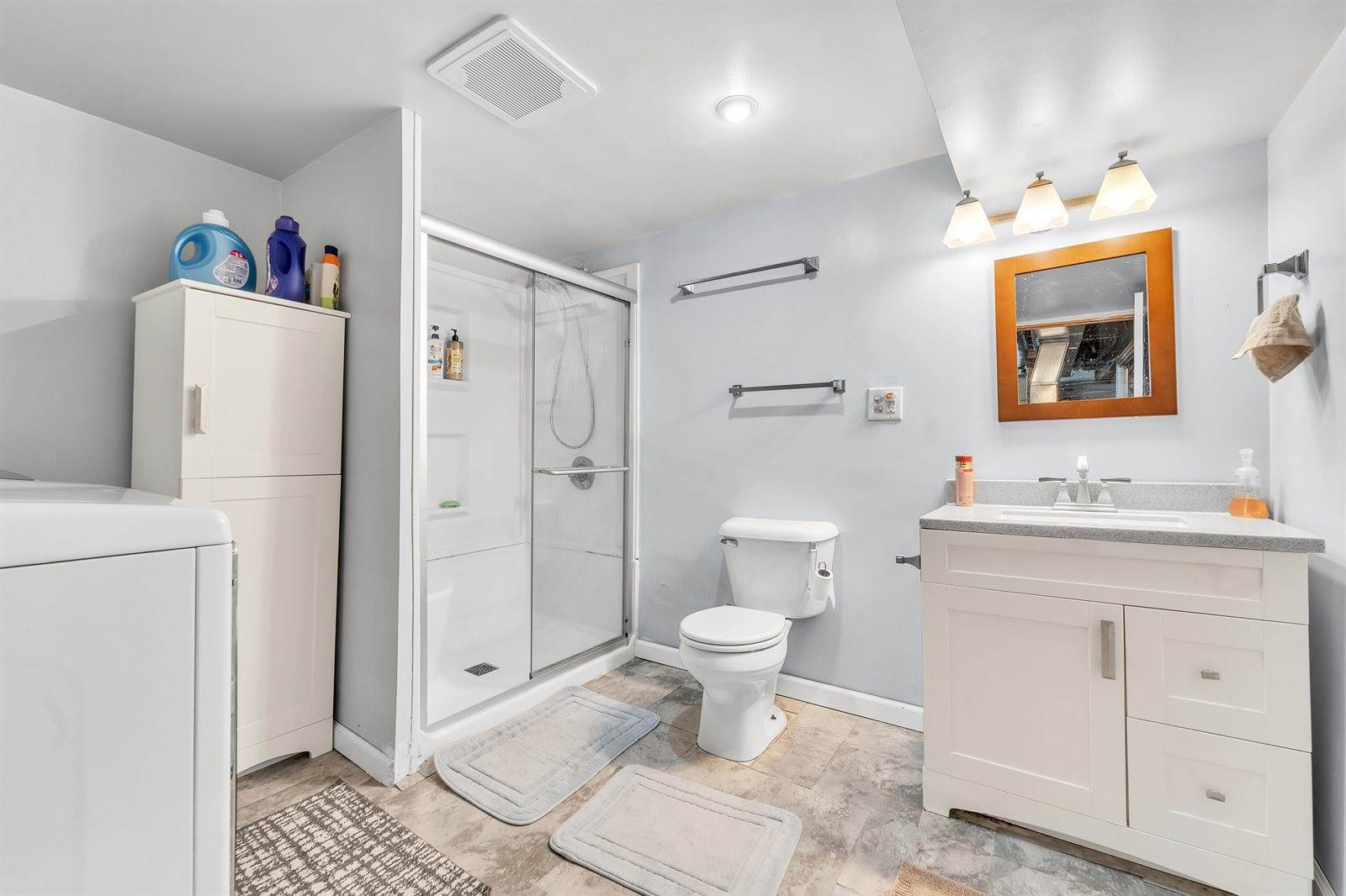 3726 South 24th St, Milwaukee, WI 53221