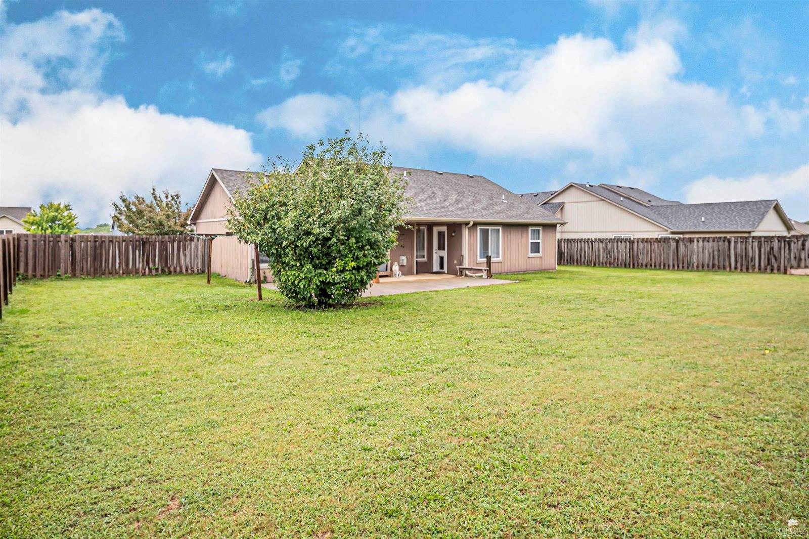 1117 Coyote Drive, Junction City, KS 66441