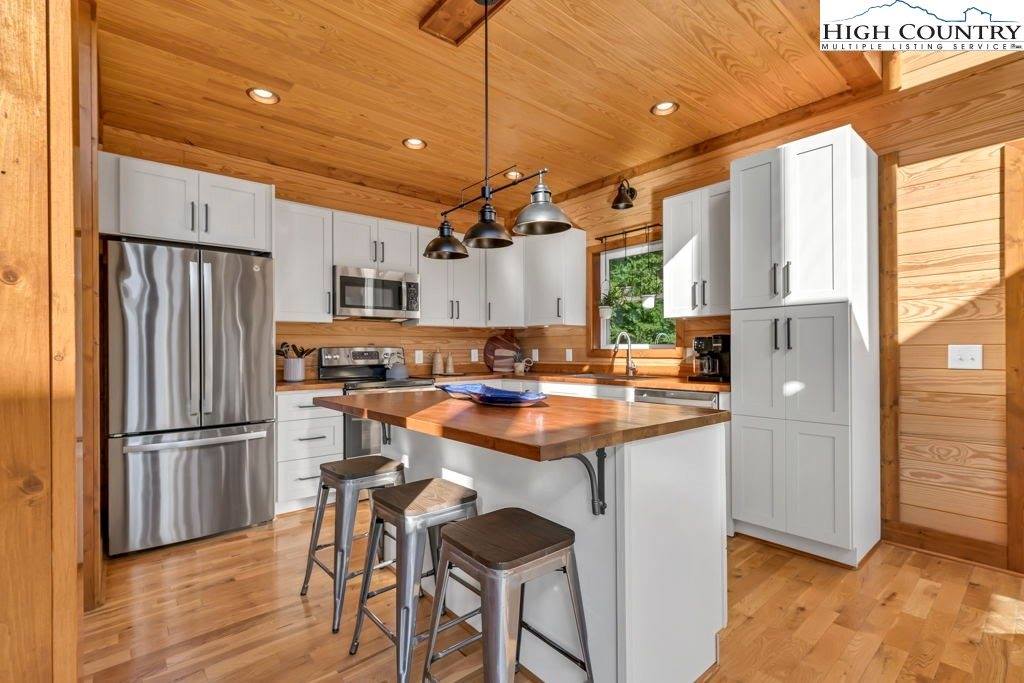 444 River Sound Road, West Jefferson, NC 28694