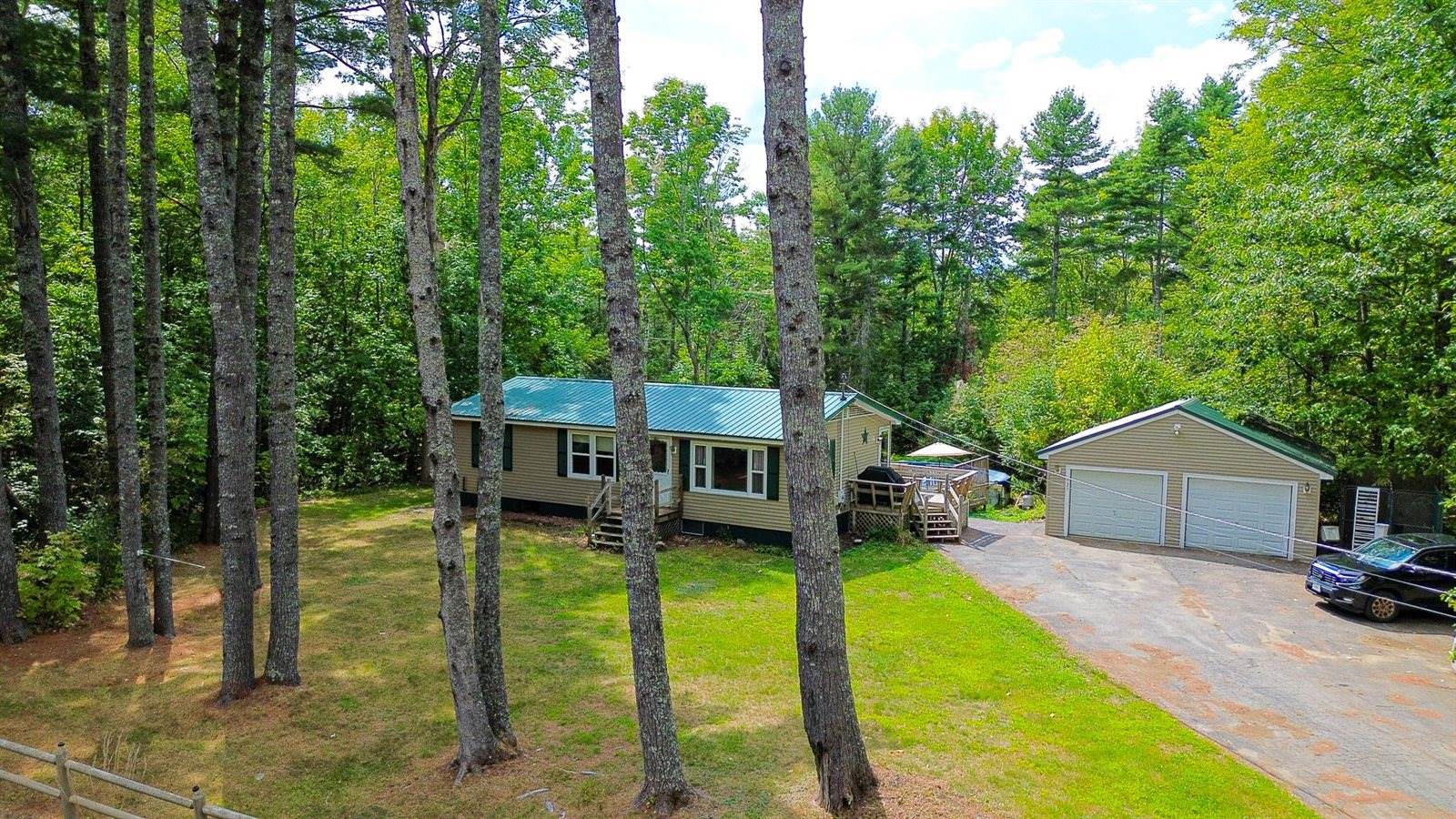 929 Levenseller Road, Holden, ME 04429
