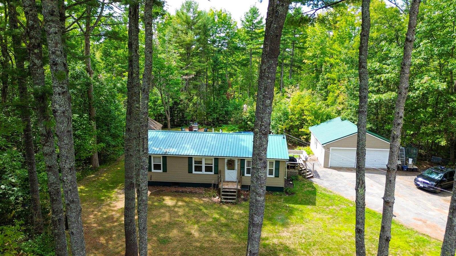 929 Levenseller Road, Holden, ME 04429