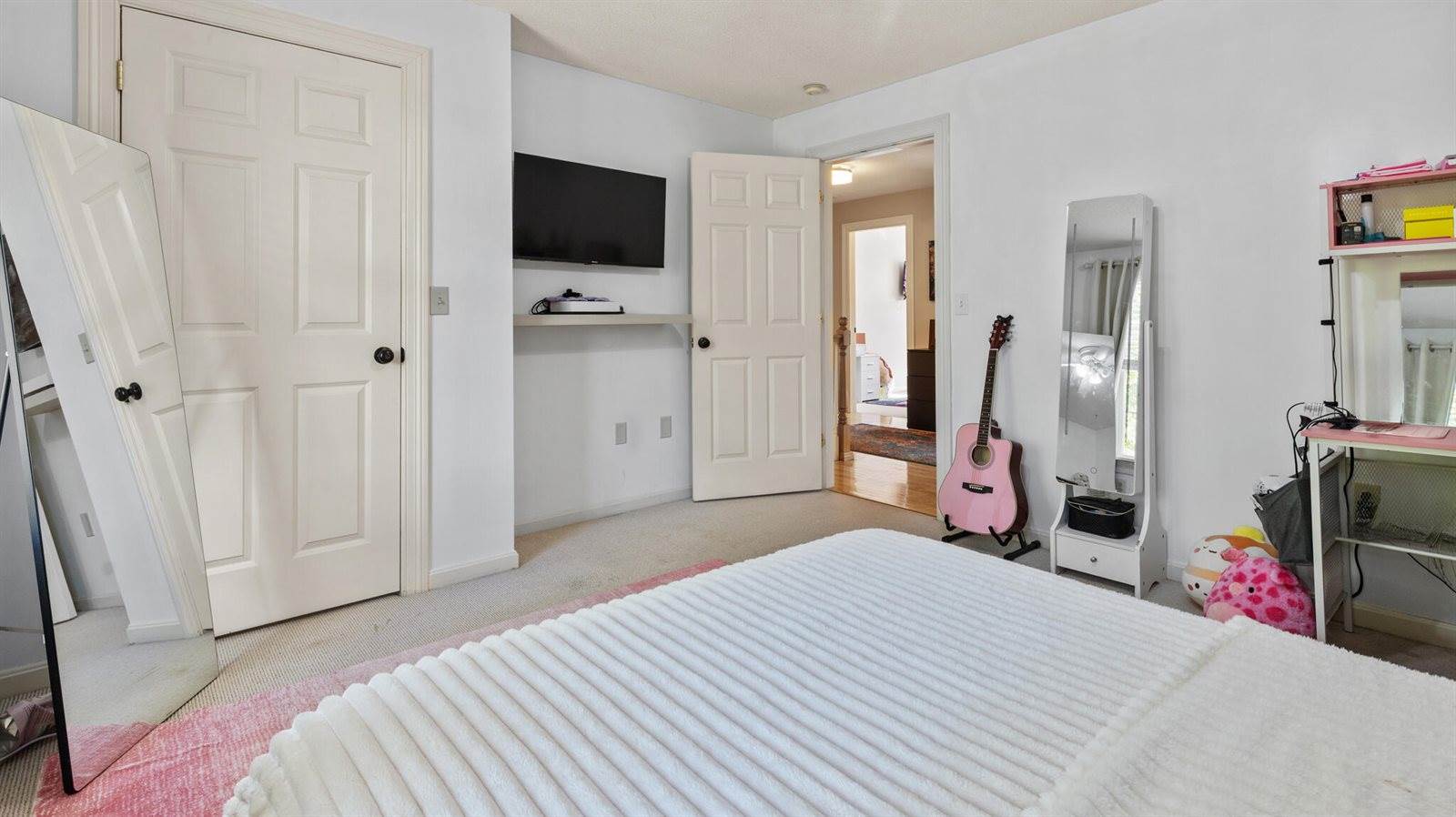 253 Shaw Hill Road, Hampden, ME 04444