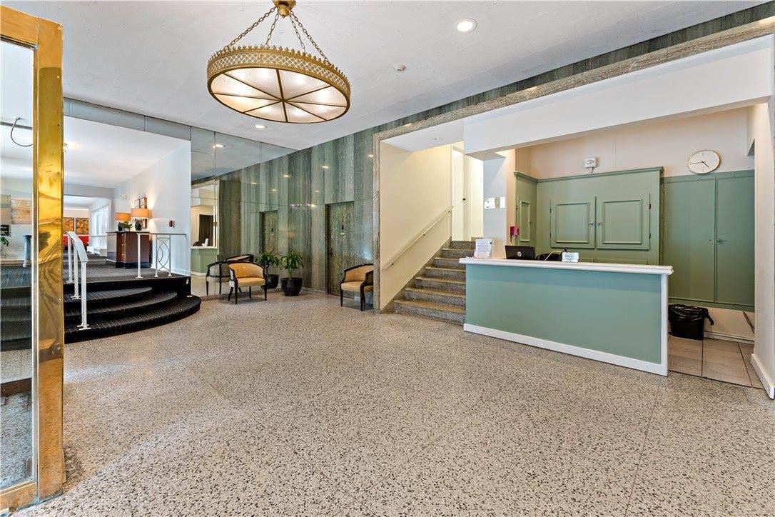 144 North Dithridge St, #404, Oakland, PA 15213