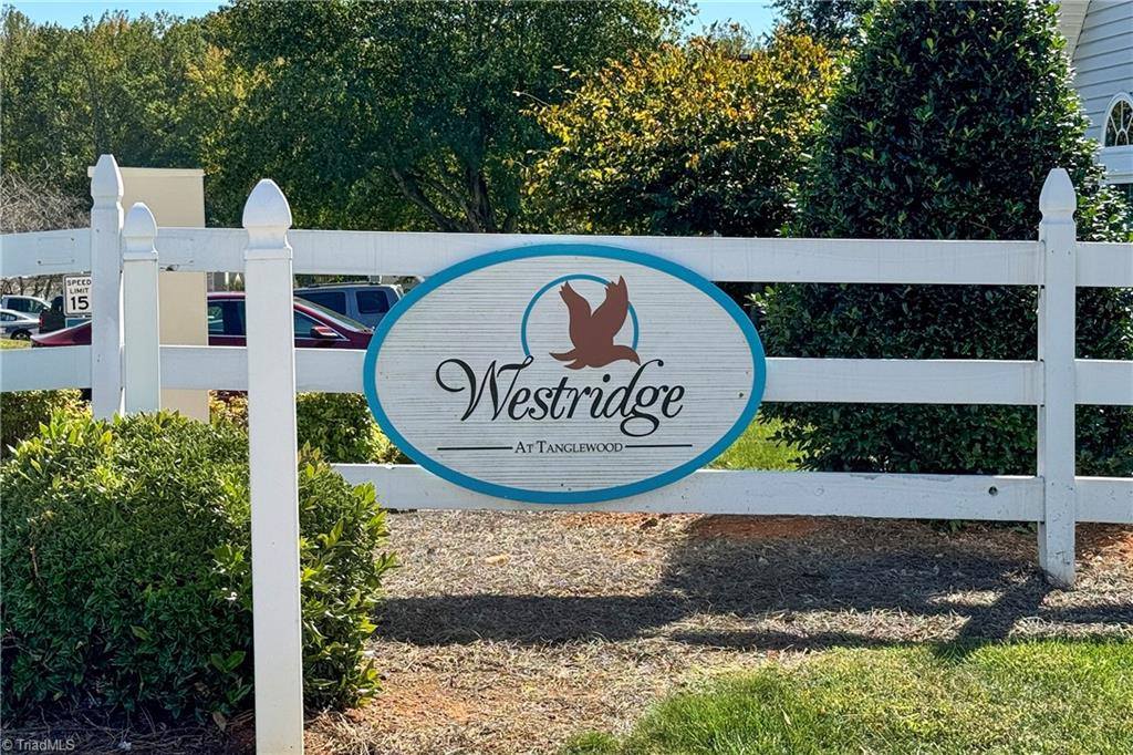 3904 Westridge Meadow Circle, Clemmons, NC 27012