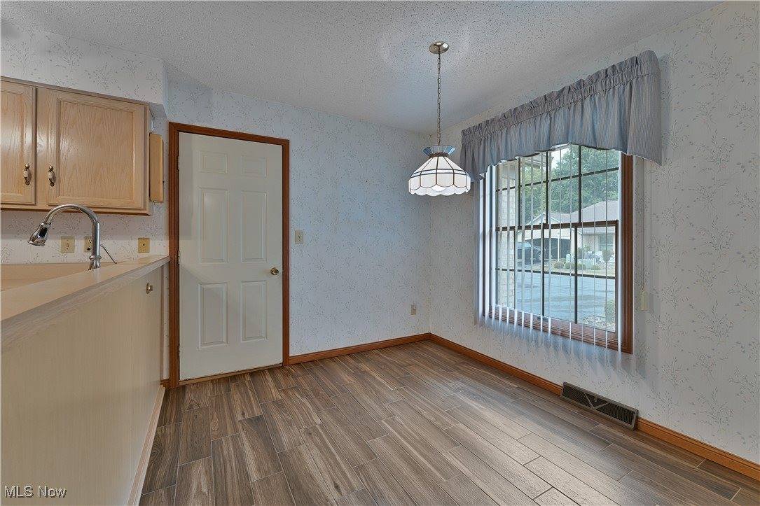 820 Southwestern Run, Poland, OH 44514