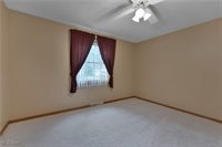 820 Southwestern Run, Poland, OH 44514