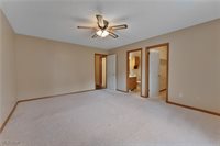 820 Southwestern Run, Poland, OH 44514