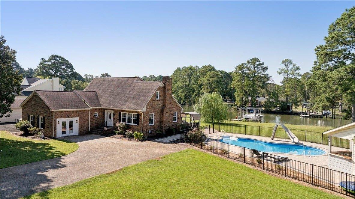 9286 Sylvia Avenue, Hayes, VA 23072