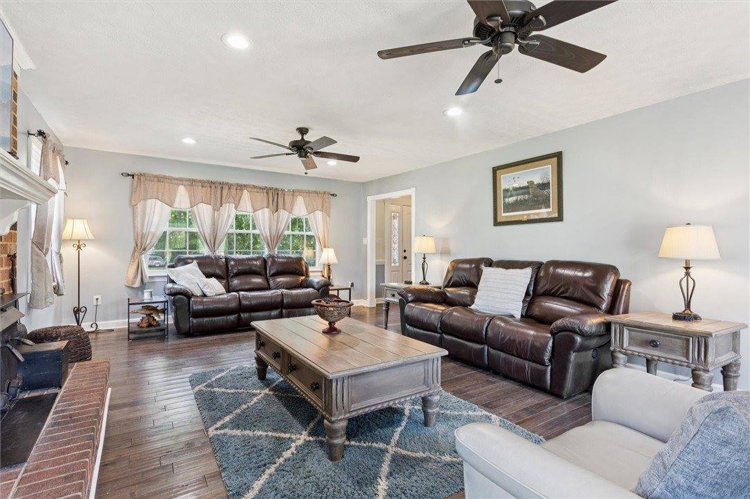 9286 Sylvia Avenue, Hayes, VA 23072