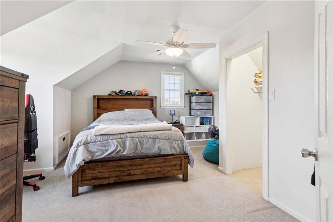 9286 Sylvia Avenue, Hayes, VA 23072