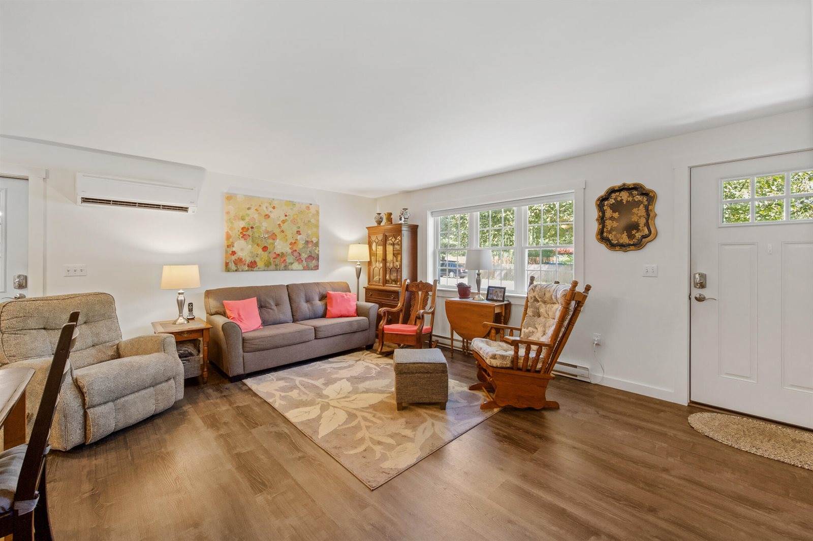 8 Hicks Pond Road, Palmyra, ME 04965