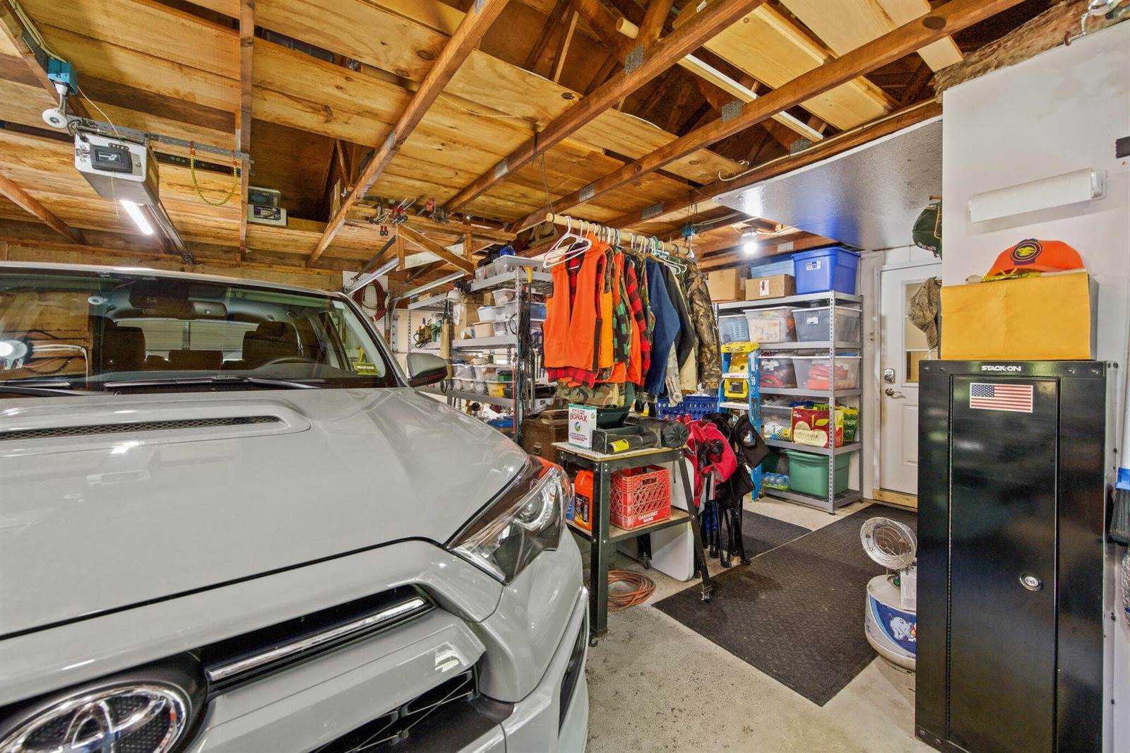 8 Hicks Pond Road, Palmyra, ME 04965