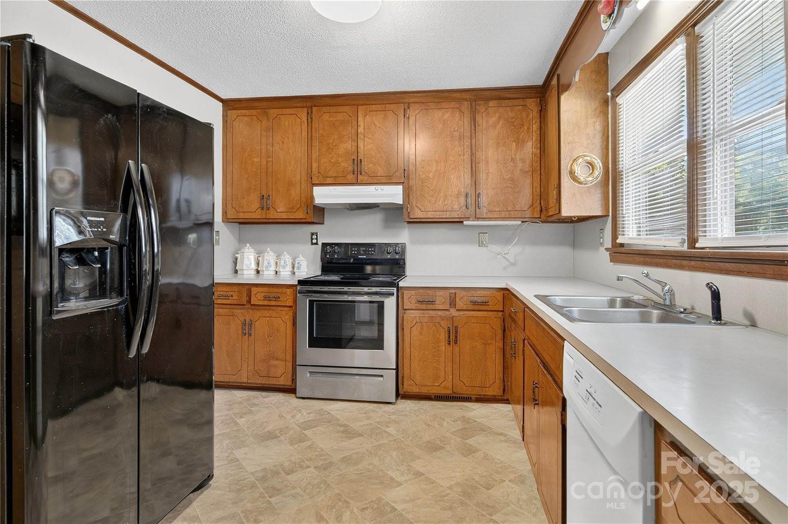 322 Holland Circle, Statesville, NC 28677