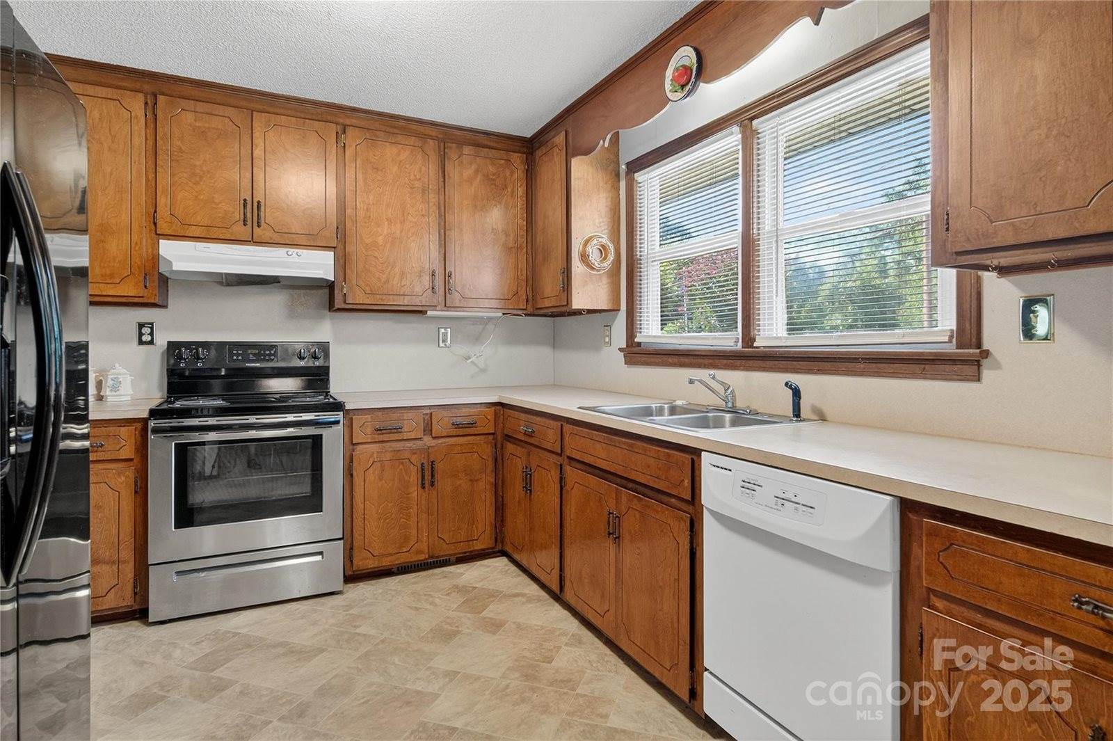 322 Holland Circle, Statesville, NC 28677