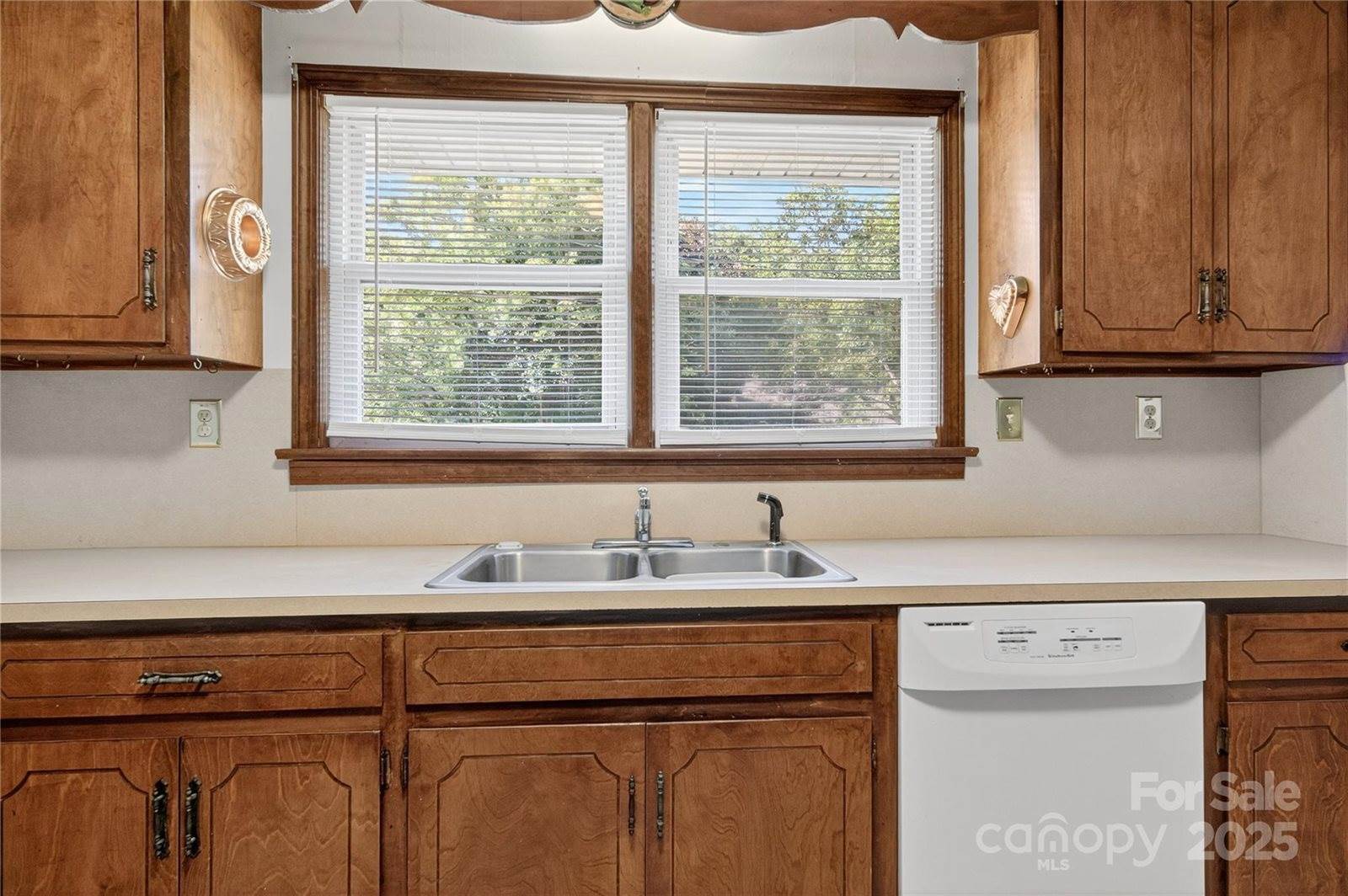 322 Holland Circle, Statesville, NC 28677