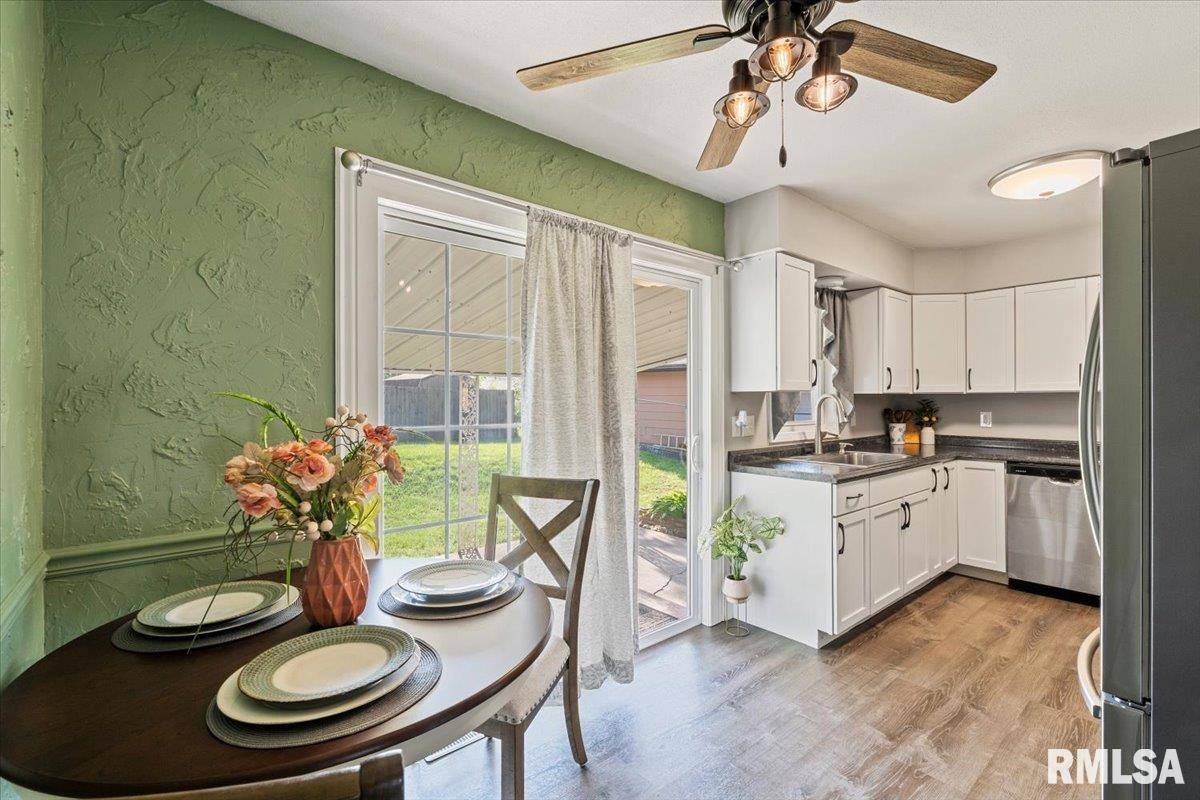 1107 North Thornwood Avenue, Davenport, IA 52804