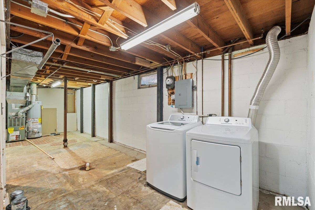 1107 North Thornwood Avenue, Davenport, IA 52804