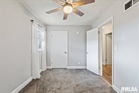 1107 North Thornwood Avenue, Davenport, IA 52804