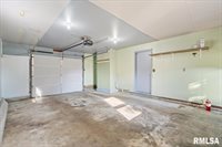 1107 North Thornwood Avenue, Davenport, IA 52804