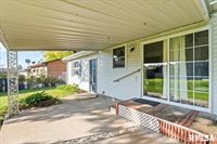 1107 North Thornwood Avenue, Davenport, IA 52804