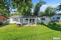 1107 North Thornwood Avenue, Davenport, IA 52804