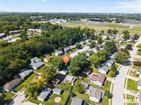 1107 North Thornwood Avenue, Davenport, IA 52804