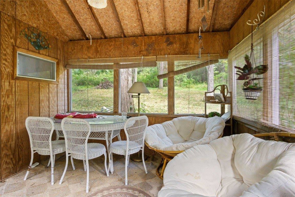 674 Cafferty Hill Rd, Endicott, NY 13760