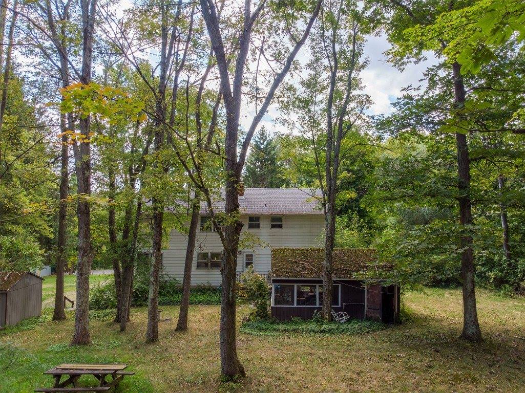 674 Cafferty Hill Rd, Endicott, NY 13760