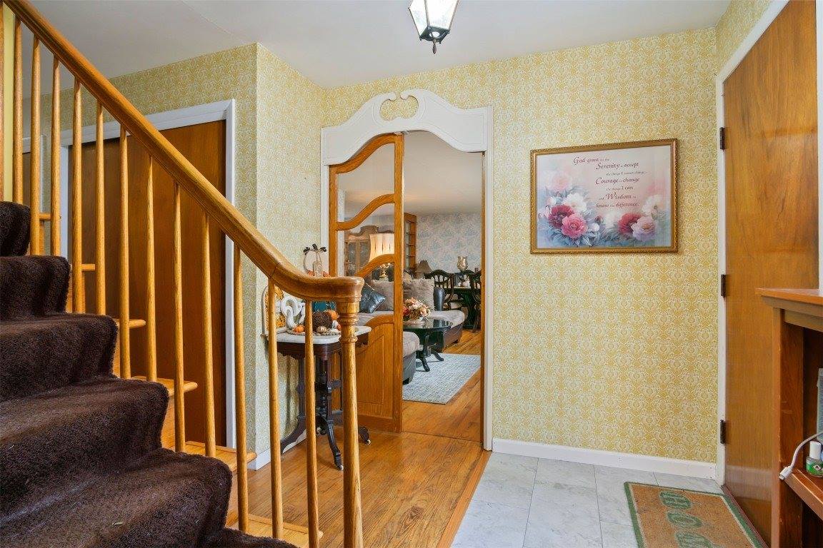 674 Cafferty Hill Rd, Endicott, NY 13760