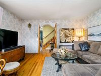 674 Cafferty Hill Rd, Endicott, NY 13760