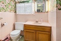 674 Cafferty Hill Rd, Endicott, NY 13760