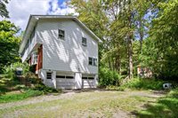 674 Cafferty Hill Rd, Endicott, NY 13760