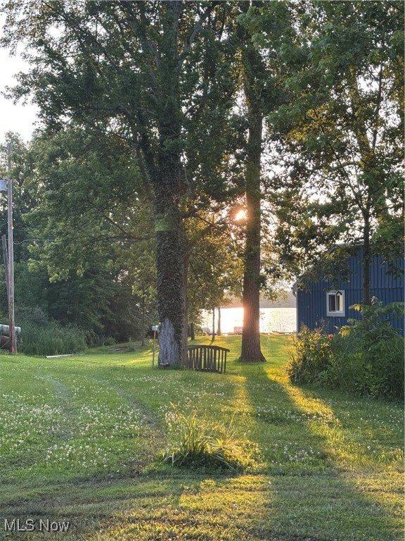 10569 Shadyside Drive, North Benton, OH 44449