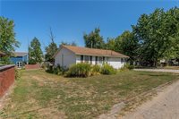 10569 Shadyside Drive, North Benton, OH 44449