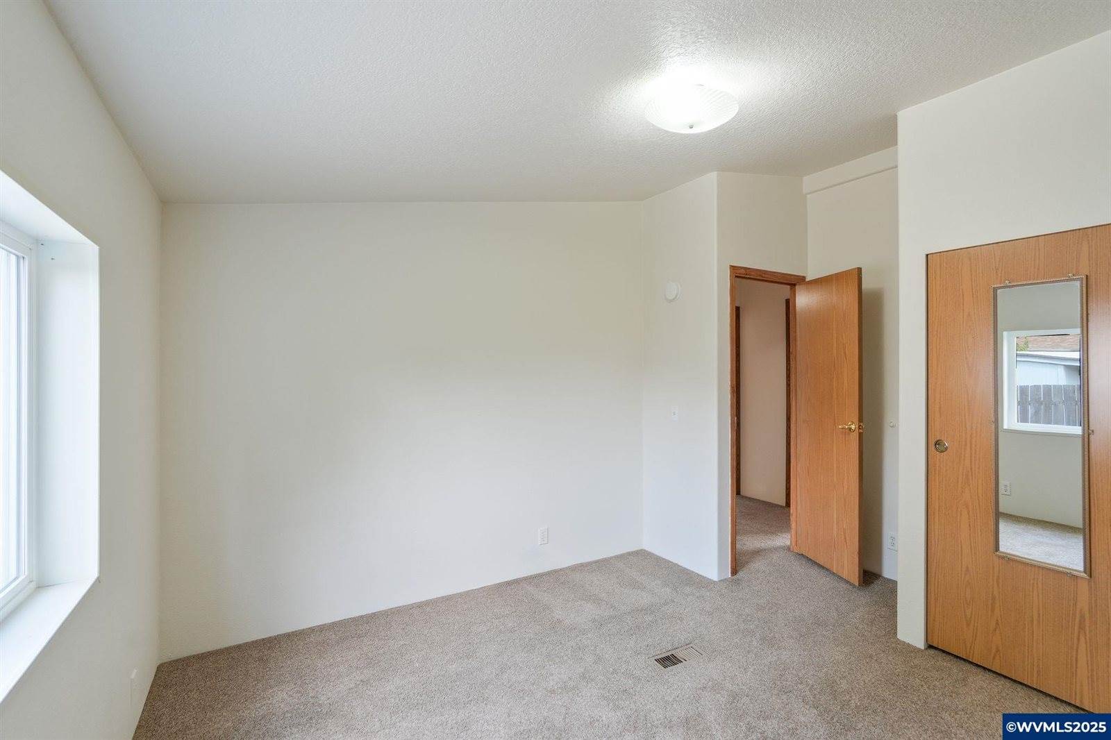 3220 Marion St, Albany, OR 97322