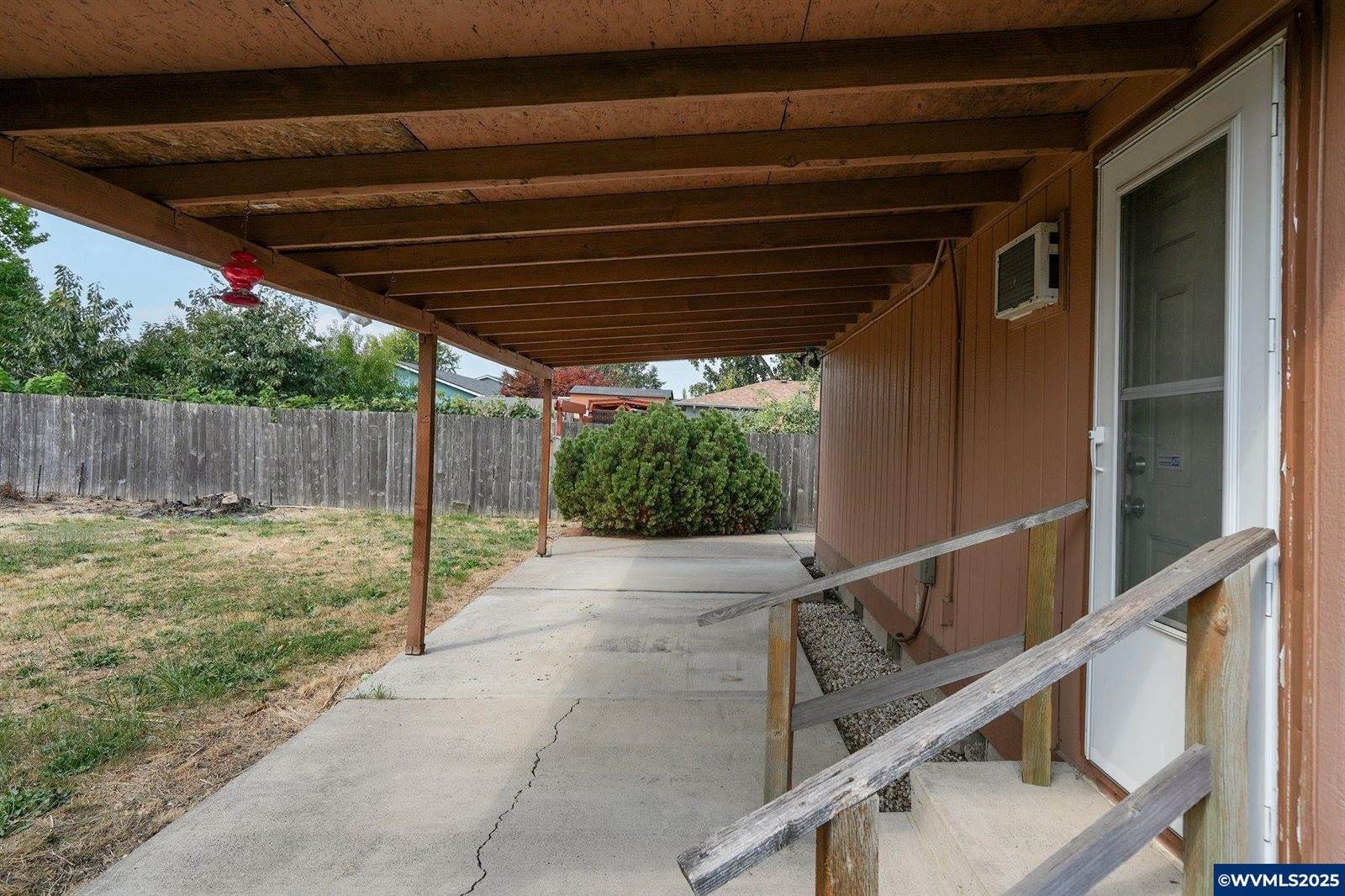 3220 Marion St, Albany, OR 97322