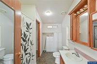 3220 Marion St, Albany, OR 97322