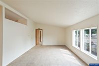 3220 Marion St, Albany, OR 97322