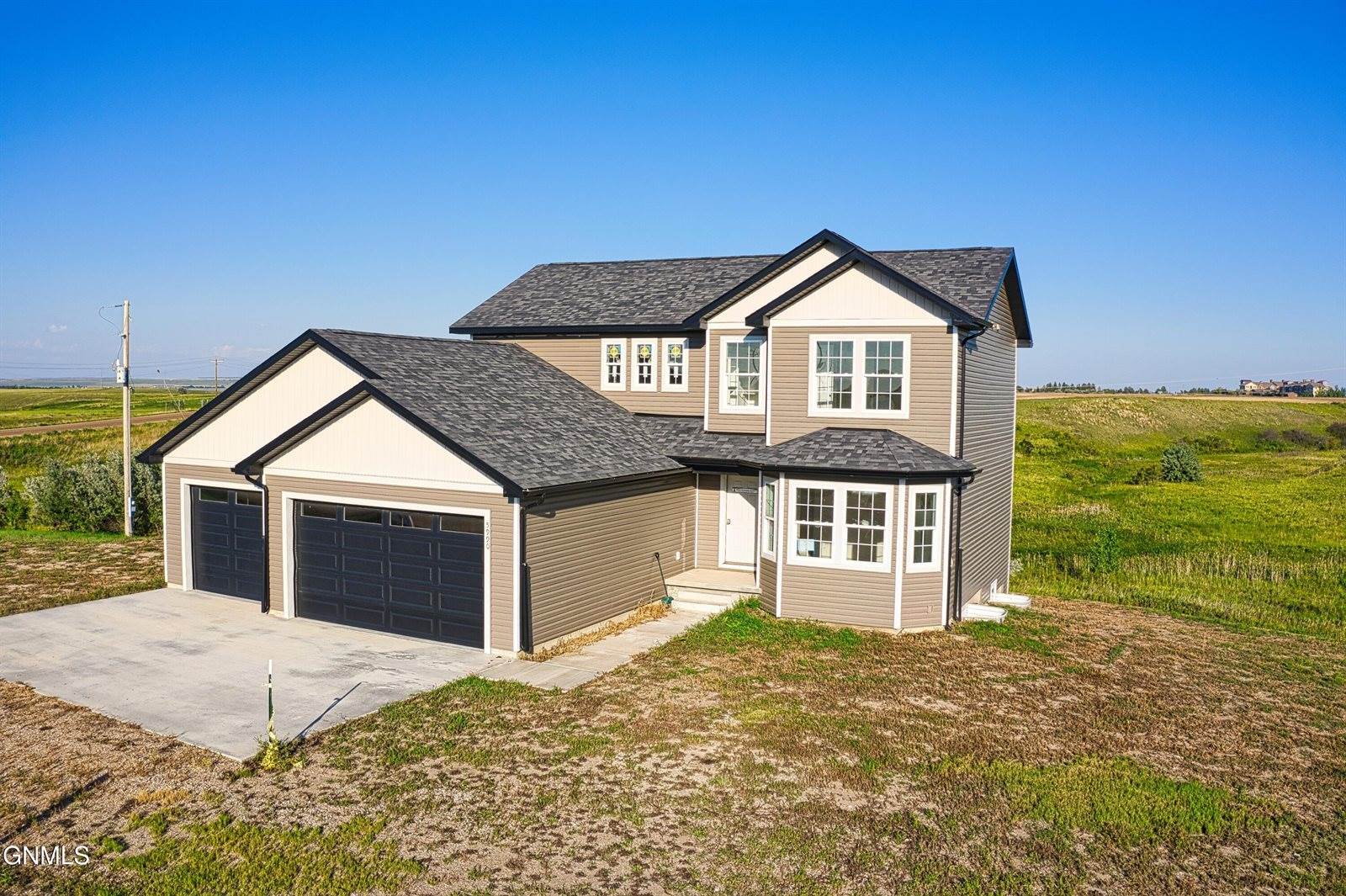 5990 Maple Lane, Williston, ND 58801