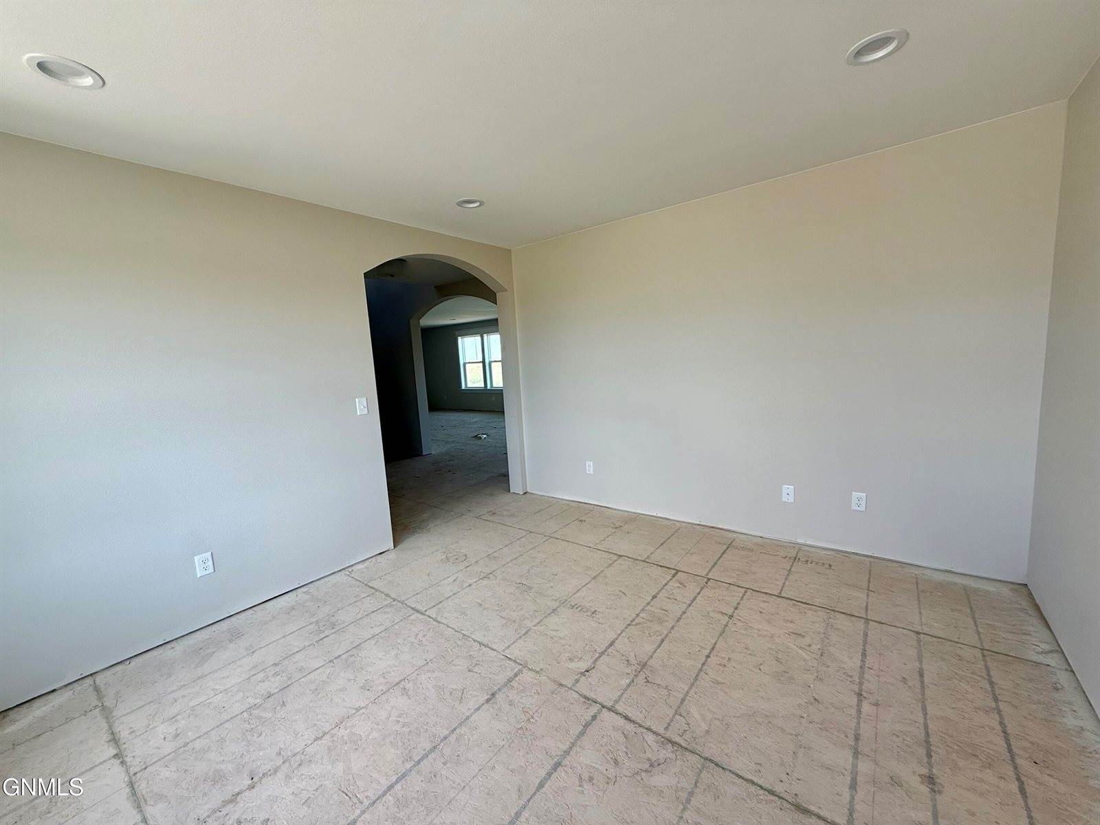 5990 Maple Lane, Williston, ND 58801