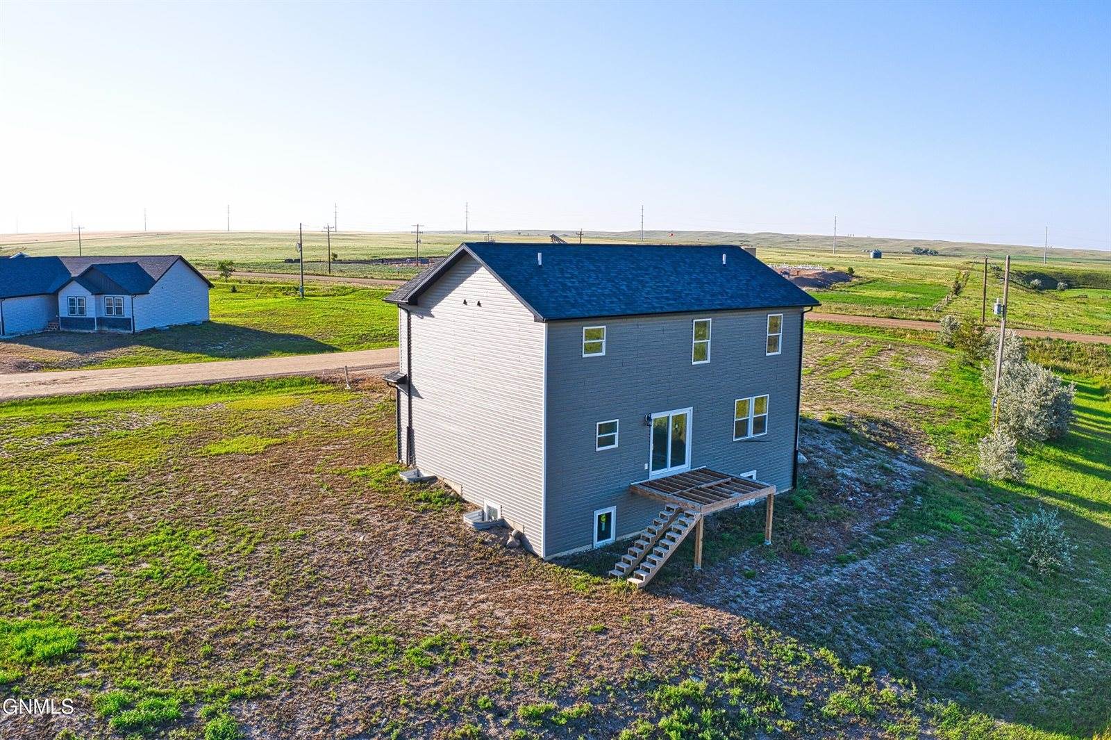 5990 Maple Lane, Williston, ND 58801